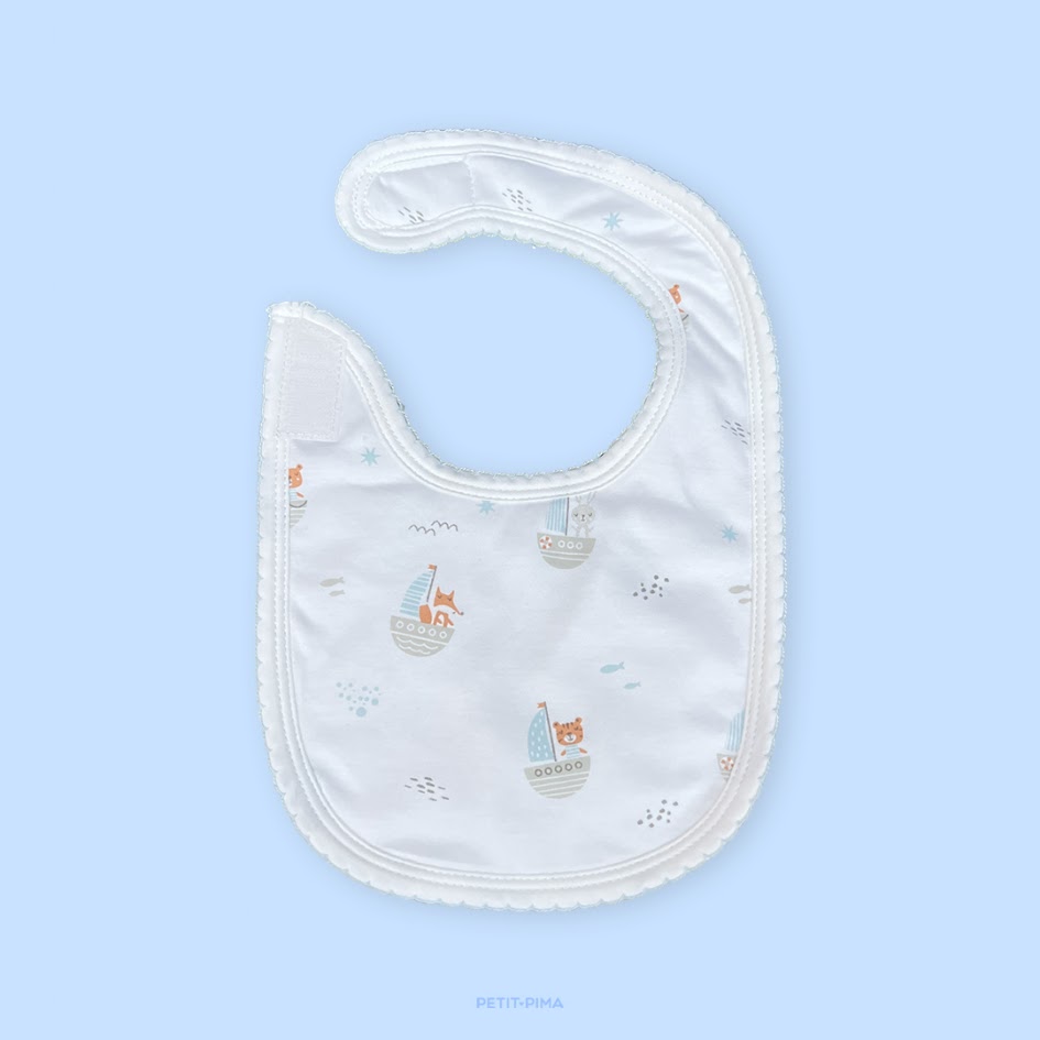 babero-estampado-petit-pima-algodon-pima-peruano-certificado-ropa-de-bebe-barcos