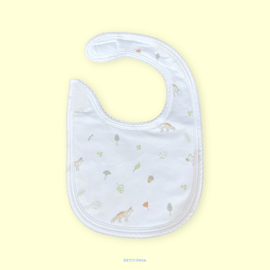 babero-estampado-petit-pima-algodon-pima-peruano-certificado-ropa-de-bebe-ardillas-zorros